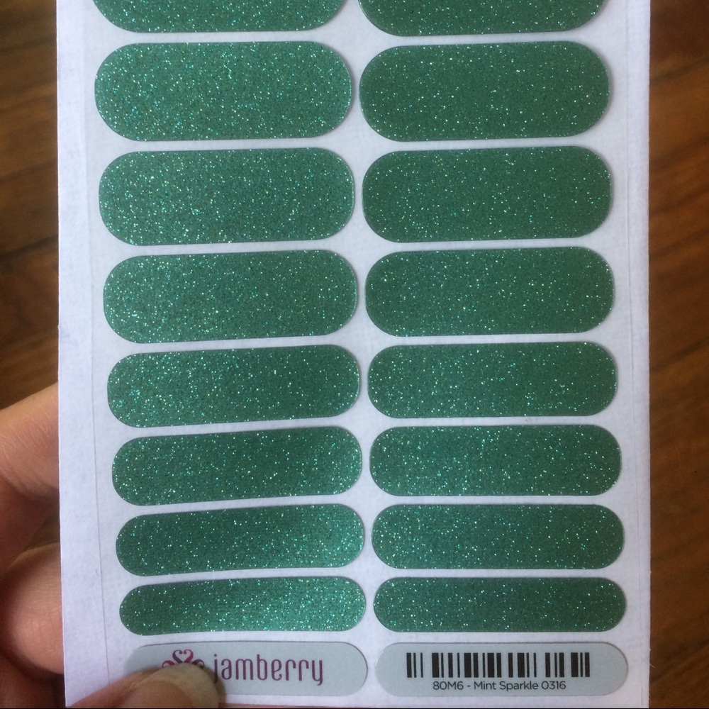 Jamberry full sheet mint sparkle